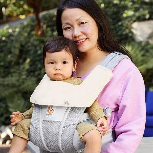 Ergobaby Omni Breeze ორიგინალი კენგურუ